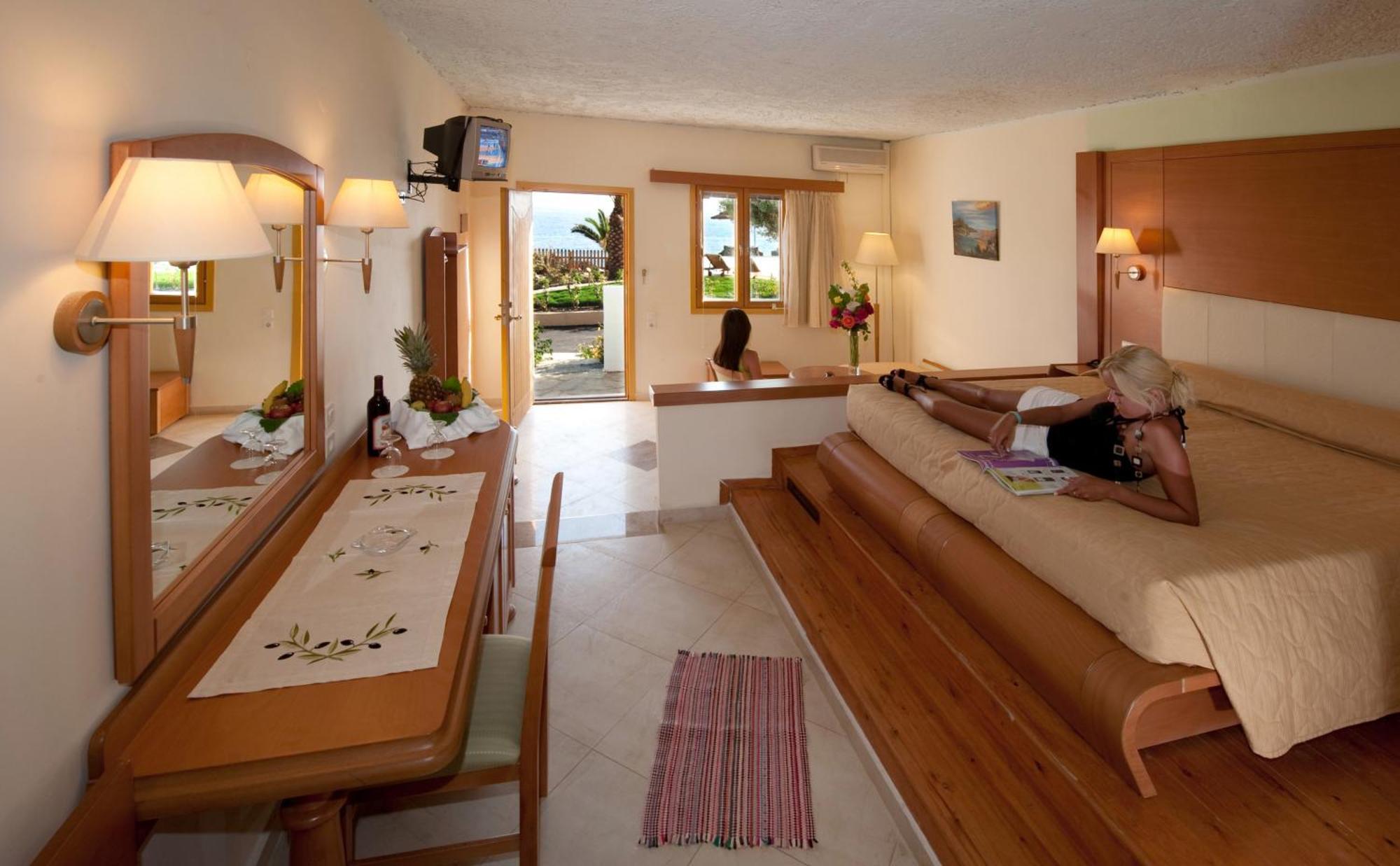 Kalypso Cretan Village Resort & Spa Plakias Room photo